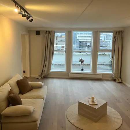70 Sqm In Downtown With Parking And Elevator 1 Double Bed And 1 Dobbel Air Madress Lejlighed Oslo