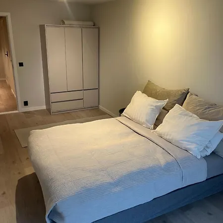 Apartment 70 Sqm Apartment In Downtown Oslo With Parking And Elevator 1 Double Bed And 1 Dobbel Air Madress *